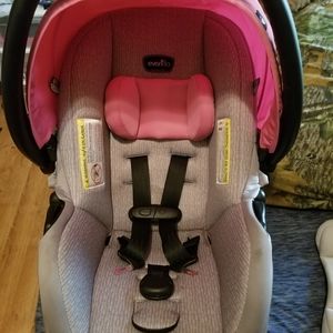 Girls infant carseat with base